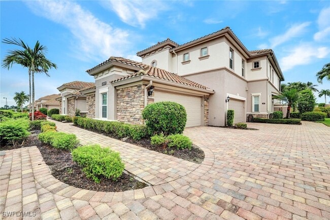 8839 Nautical Landing Cir in Naples, FL - Building Photo - Building Photo