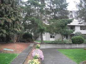 Maplewood Court Apartments