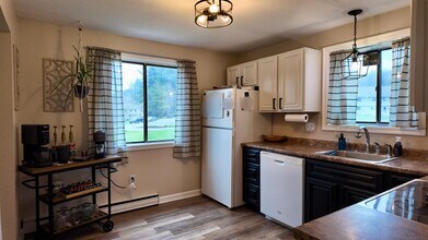86 Pendleton Ln in Londonderry, NH - Building Photo - Building Photo