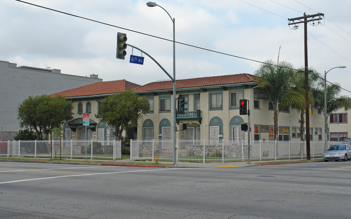 3601-3605 W Washington Blvd in Los Angeles, CA - Building Photo