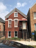 2840 W 25th St, Unit RearBasement1 in Chicago, IL - Building Photo