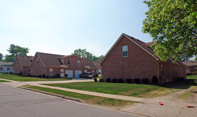 1505 Superior Ave in Fairborn, OH - Building Photo - Building Photo