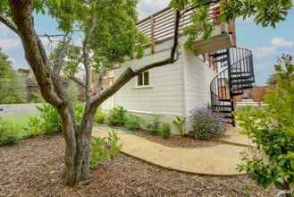 7323 Waldo Ln in El Cerrito, CA - Building Photo - Building Photo