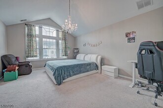 408 Kensington Ln in Livingston, NJ - Building Photo - Building Photo