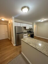 5903 5th Ave, Unit G1 in Pittsburgh, PA - Foto de edificio - Building Photo