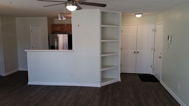 214 Quietwood Dr in Winston-Salem, NC - Building Photo - Building Photo