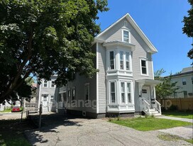 84 Blodget St in Manchester, NH - Building Photo