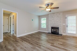 145 Lynn Dr in Clayton, NC - Building Photo - Building Photo