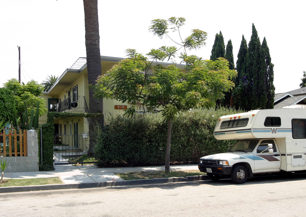 618 Westminster Ave in Venice, CA - Building Photo