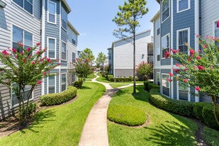 Parkland at West Oaks in Houston, TX - Building Photo