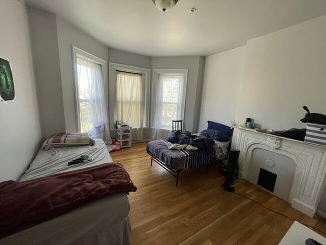 property at 18 Perrin St