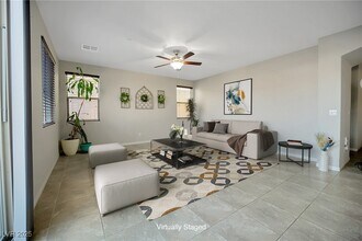 2332 Mundare Dr in Henderson, NV - Building Photo - Building Photo
