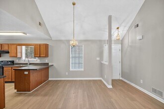 1584 Wembley Dr in Douglasville, GA - Building Photo - Building Photo