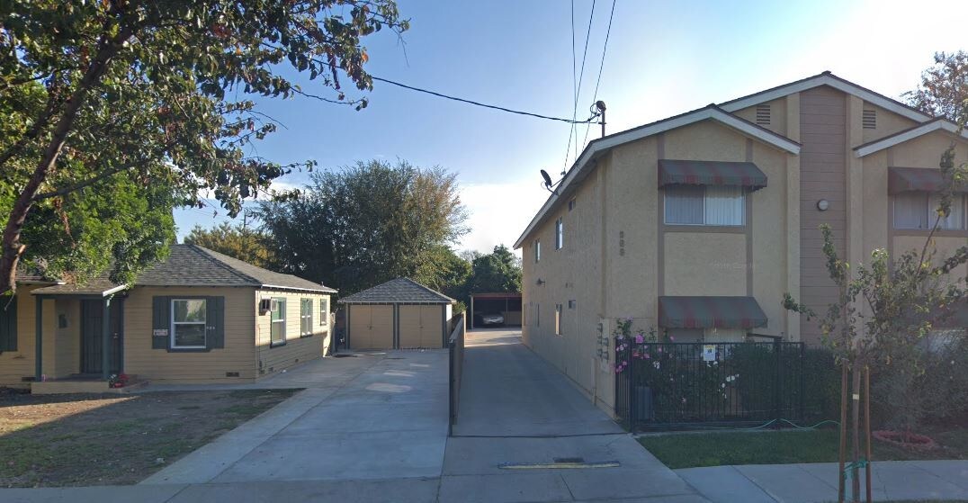 908 S Gladys Ave in San Gabriel, CA - Building Photo