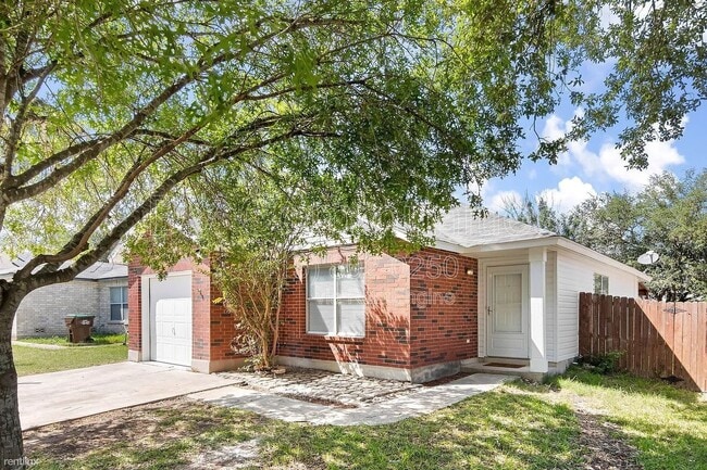 6721 Haven Meadow Dr in Converse, TX - Building Photo - Building Photo