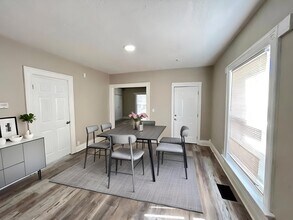 445 Livingston Ave in Dayton, OH - Building Photo - Building Photo