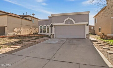 305 De Palma Pl in Horizon City, TX - Building Photo - Building Photo