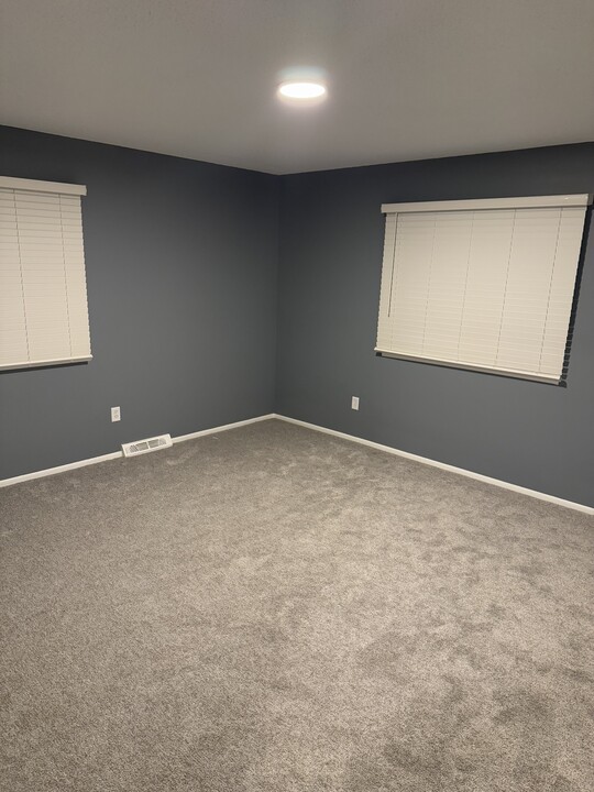 1347 87th Ave NE in Minneapolis, MN - Building Photo