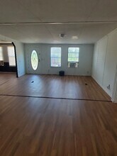 18200 Dorsey Ave in Henryetta, OK - Building Photo - Building Photo