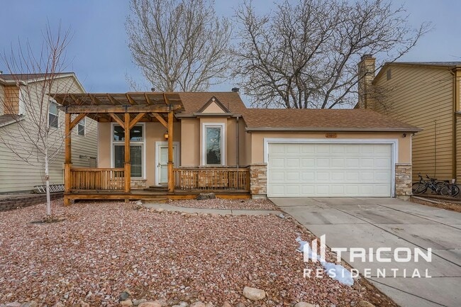 19897 E Brown Pl in Aurora, CO - Foto de edificio - Building Photo