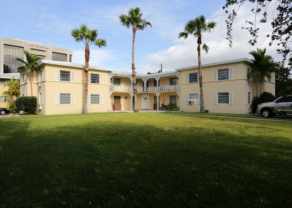 105-109 Calabria Ave in Coral Gables, FL - Building Photo