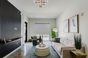 2750 Griffin Rd, Unit SI ID1521812P in Fort Lauderdale, FL - Building Photo