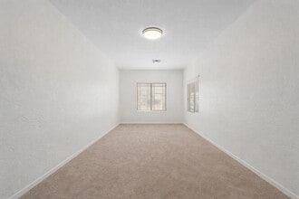 5404 E Lonesome Trail in Cave Creek, AZ - Building Photo - Building Photo