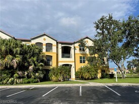 11540 Villa Grand in Ft. Myers, FL - Building Photo