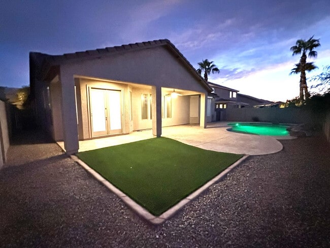 1812 E Beverly Rd in Phoenix, AZ - Building Photo - Building Photo