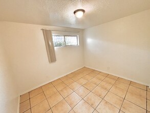 637 Charleston St SE in Albuquerque, NM - Building Photo - Building Photo