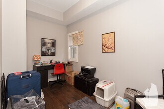 3569 W Cortland St in Chicago, IL - Building Photo - Building Photo