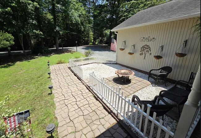 1345 Ohio Ln in Sanford, NC - Building Photo - Building Photo