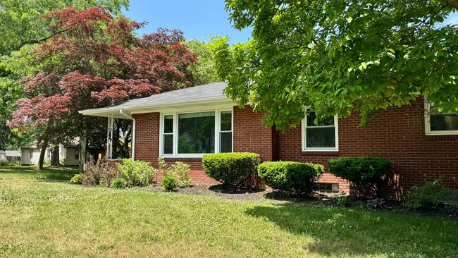 property at 1436 Plymouth Ave SE