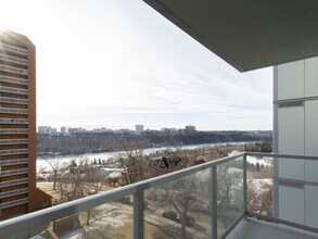 9377-9111 111 St NW, Unit SI ID1222964P in Edmonton, AB - Building Photo - Building Photo