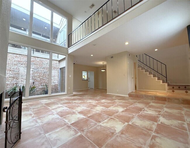 property at 2323 Augusta Dr