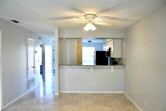 2321 Trinidad Ct in Kissimmee, FL - Building Photo - Building Photo