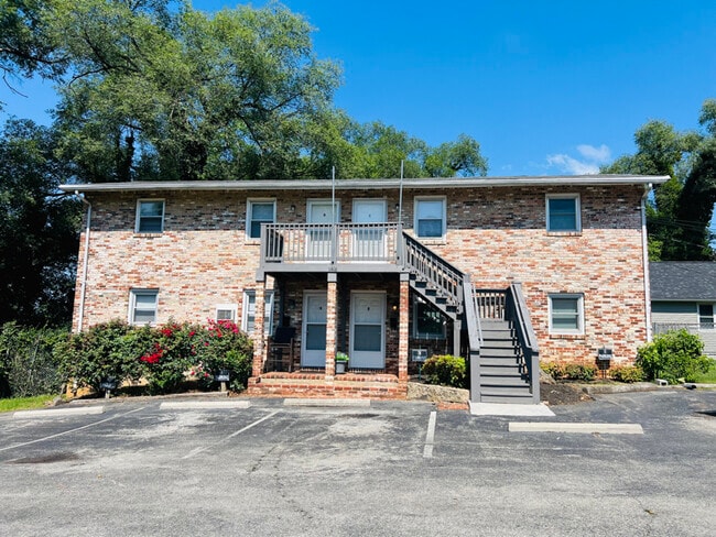 property at 1416 Moorman Ave NW