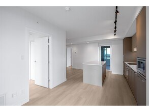 13725-13725 George Jct in Surrey, BC - Building Photo - Building Photo