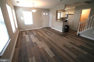 6233 Sandpiper Ct in Elkridge, MD - Building Photo - Building Photo