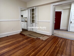 875 Massachusetts Ave, Unit 24T in Cambridge, MA - Building Photo - Building Photo