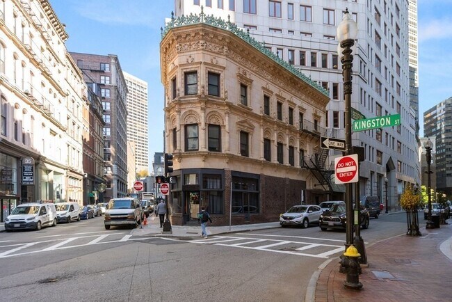 property at 28 Kingston St