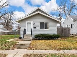 2 Bed 1 Bath - Single Stall Garage