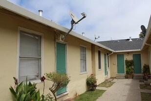 129 Raymond St Apartments