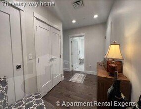 434 McGrath Hwy, Unit #414 in Somerville, MA - Building Photo - Building Photo