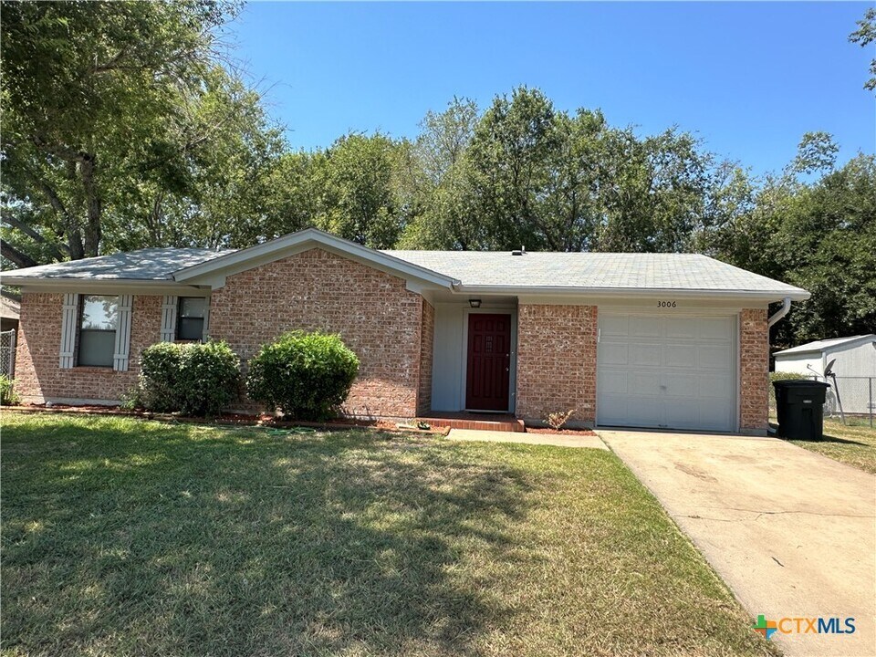 3006 Persimmon Dr in Killeen, TX - Building Photo