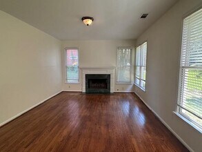 340 Medridge Dr in Alpharetta, GA - Building Photo - Building Photo