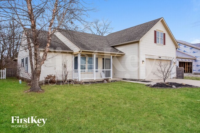 501 Thomas Point Dr in Fortville, IN - Building Photo - Building Photo