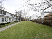 Bridgeview Apartments in Staten Island, NY - Building Photo - Building Photo