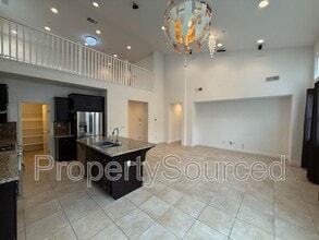 656 Open Range Ave in Lathrop, CA - Building Photo - Building Photo