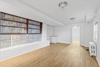 5013 Stanton Ave in Pittsburgh, PA - Building Photo - Building Photo